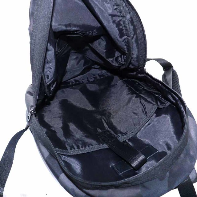 DIESEL(ディーゼル)のDIESEL MIRANO BACKPACK リュックサック 迷彩 カモフラ メンズのバッグ(バッグパック/リュック)の商品写真
