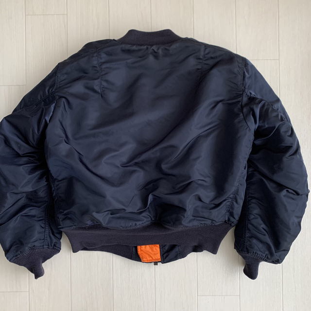 ALPHA INDUSTRIES(アルファインダストリーズ)のALPHA アルファ MA-1 1968 復刻 Dタイプ 8279D  ネイビー メンズのジャケット/アウター(フライトジャケット)の商品写真