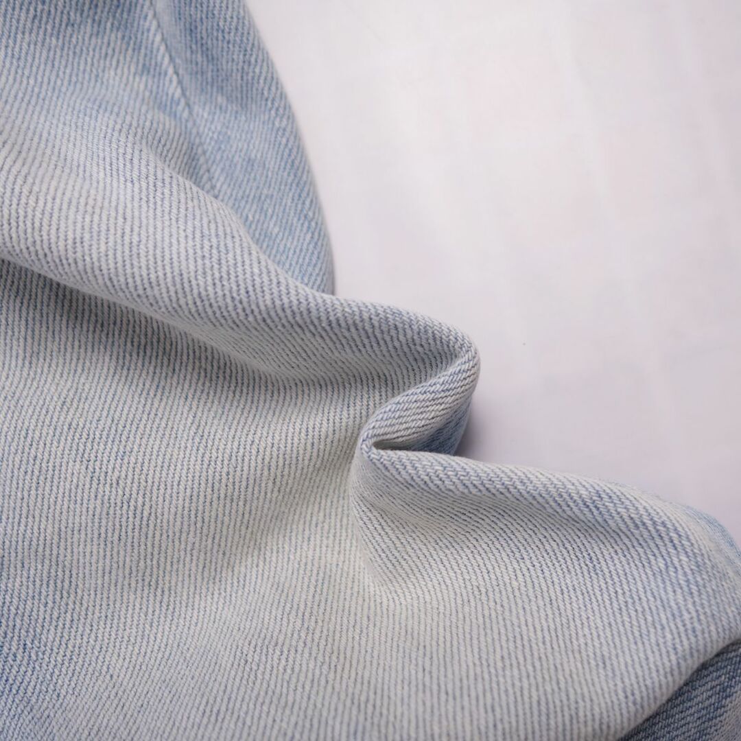 VAN Jacket(ヴァンヂャケット)の美品 ヴァレンティノ VALENTINO パンツ デニムパンツ ジーンズ スタッズ 色落ち加工 無地 コットン ボトムス メンズ 28 インディゴブルー メンズのパンツ(デニム/ジーンズ)の商品写真