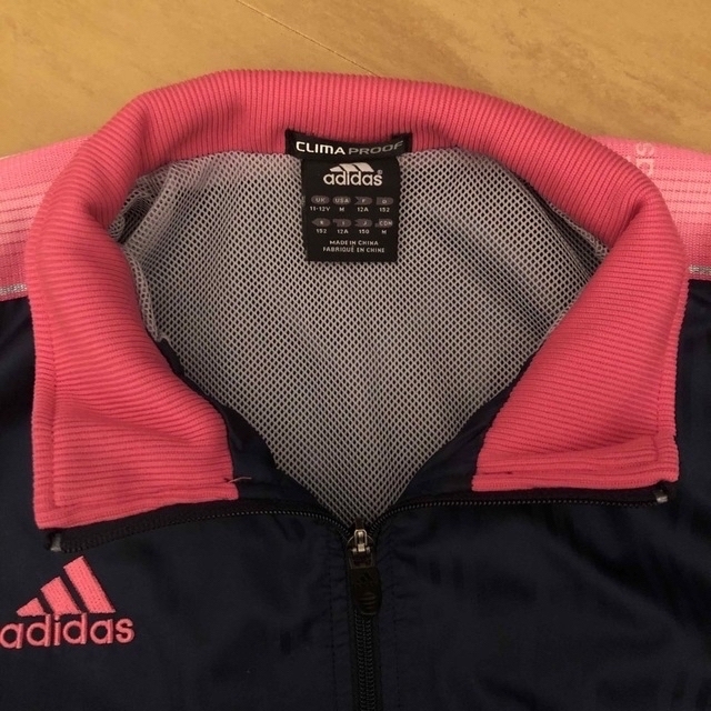 adidas(アディダス)の【150】adidas ウィンドブレーカー ジャージ 上下セット キッズ スポーツ/アウトドアのランニング(ウェア)の商品写真