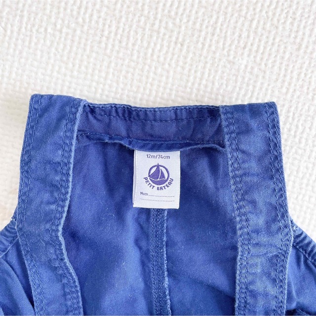 PETIT BATEAU(プチバトー)の最終値下げ！【PETIT BATEAU】サロペット（12M/74㎝） キッズ/ベビー/マタニティのベビー服(~85cm)(ロンパース)の商品写真