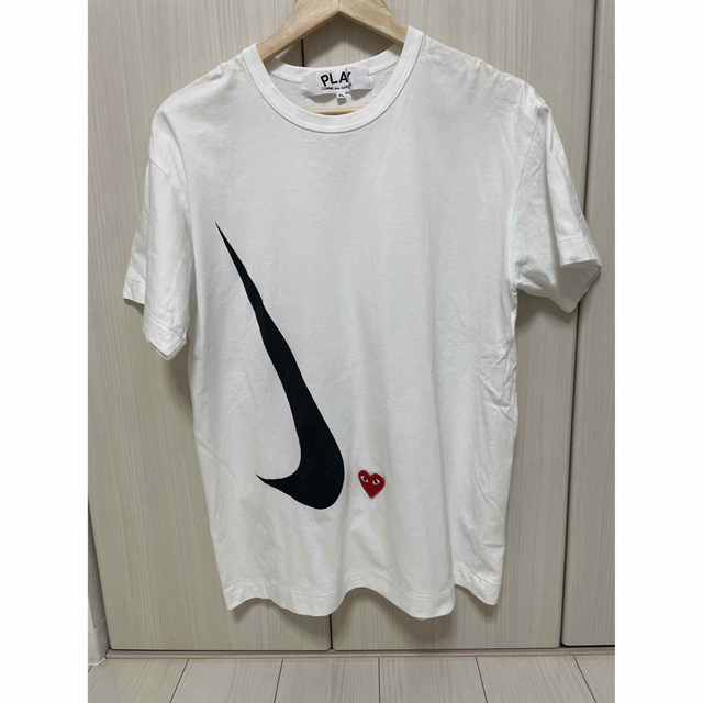 NIKE(ナイキ)のPLAY COMME des GARCONSのナイキコラボTシャツ　XL メンズのトップス(Tシャツ/カットソー(半袖/袖なし))の商品写真