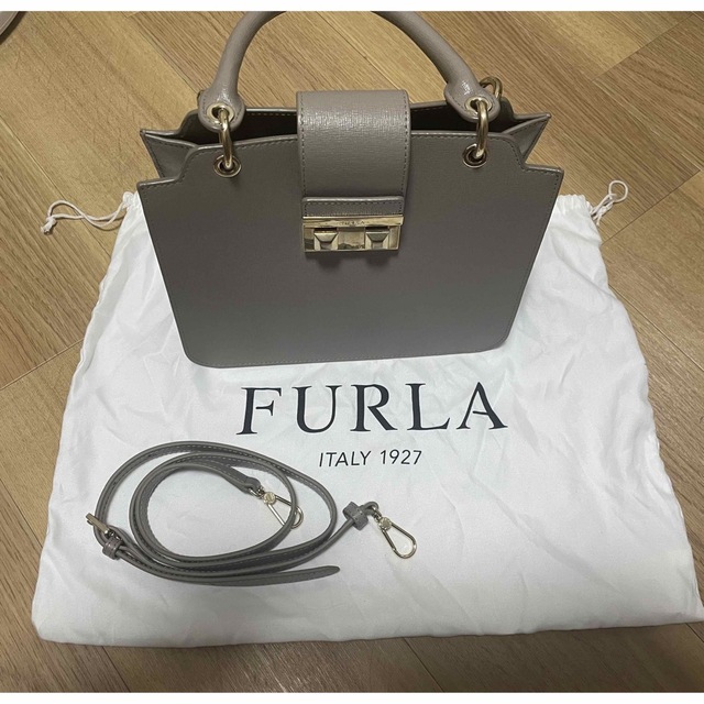 1000円値下げ‼️FURLA ハンドバッグ