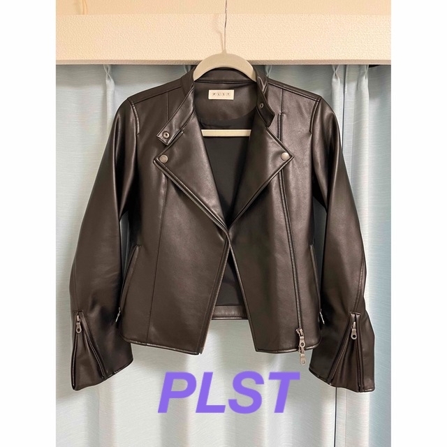 PLST(プラステ)のPLST プラステ フェイクレザー ライダース ジャケット ブラック レディースのジャケット/アウター(ライダースジャケット)の商品写真