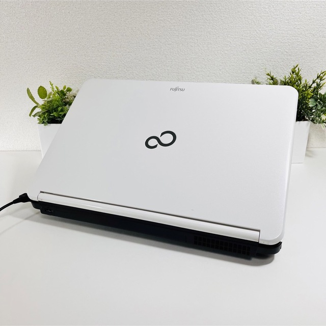 A11【Core i7】爆速SSD✨メモリ8GB✨Blu-ray✨Office