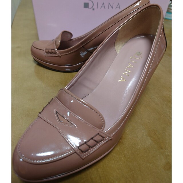 DIANA(ダイアナ)のダイアナ　ローファー　ピンク レディースの靴/シューズ(ハイヒール/パンプス)の商品写真