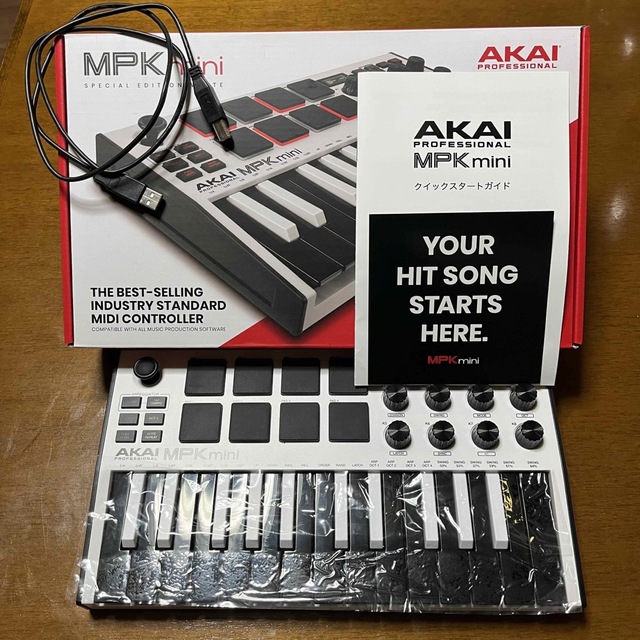 AKAI MPK mini mk3 付属品全てあり MIDIキーボード