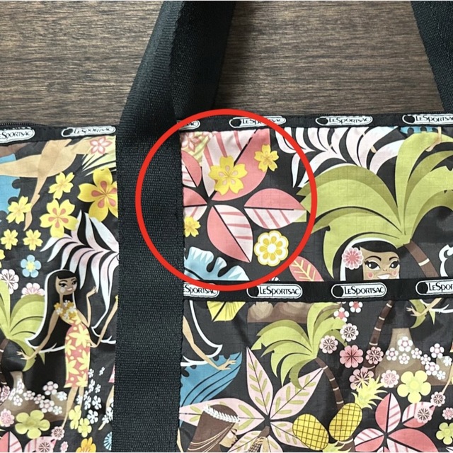 LeSportsac(レスポートサック)のLESPORTSAC　ハワイ限定　大容量トートバッグ　レスポートサック　ブラック レディースのバッグ(トートバッグ)の商品写真