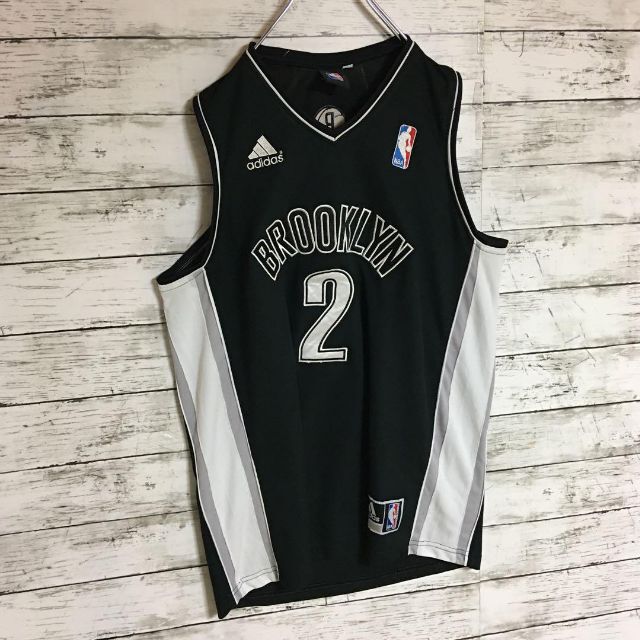 adidas(アディダス)の【アディダス】NBA ネッツ　バスケゲームシャツ　刺繍ロゴ　黒　H325 メンズのトップス(その他)の商品写真