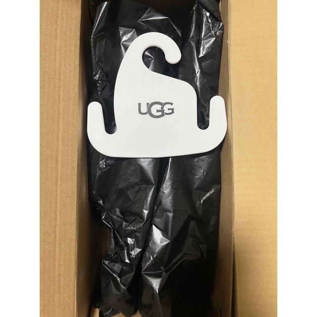 UGG SEASIDE LEATHER FLIP FLOP ブラック