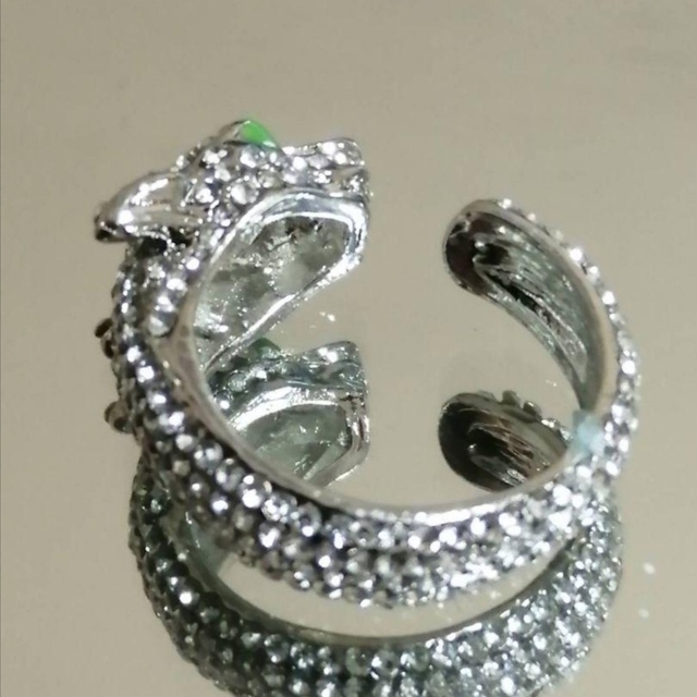 【SALE】リング メンズ シルバー トラ タイガー 虎 指輪 18号 メンズのアクセサリー(リング(指輪))の商品写真