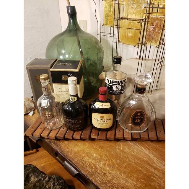 ウイスキー　古酒　SUNTORY　CHIVAS　ビンテージ　瓶　空き瓶