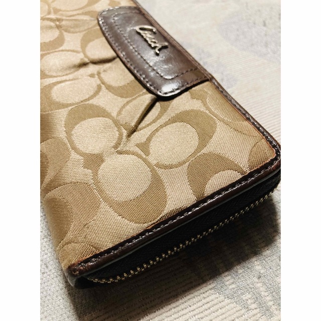 中古 コーチ フルジップ 長財布 カード入 お札 小銭 シグネチャー COACH