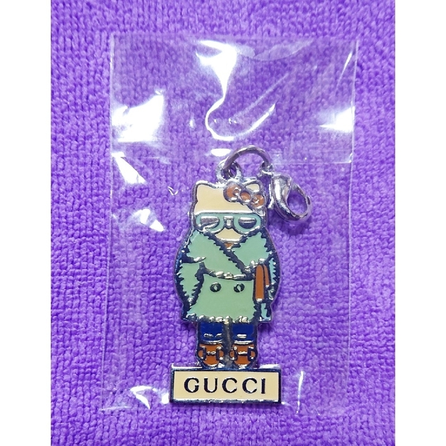 Gucci(グッチ)のVOGUE JAPAN 2014年特別付録 ハローキティ×GUCCI　コラボ レディースのアクセサリー(その他)の商品写真