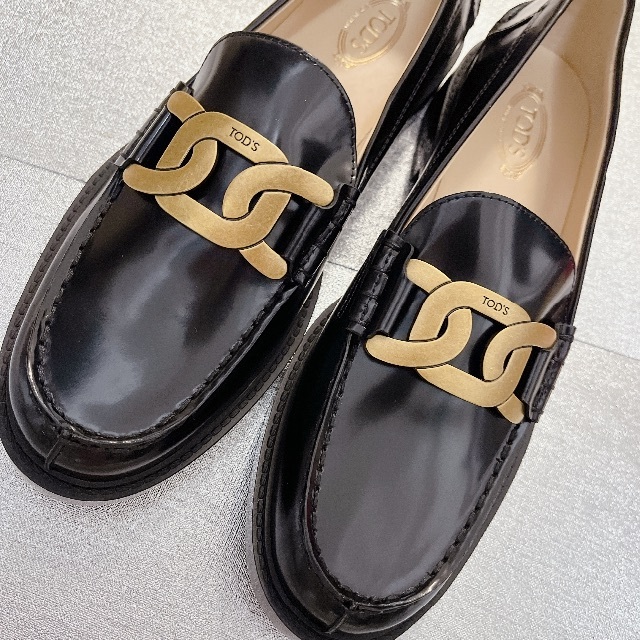 送料無料/プレゼント付♪ 新品TOD'S トッズケイト レザーローファー