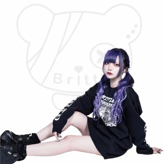 レフレム(REFLEM)のBRITTLE 「GUILTY...」BIG スウェット　黒魅らら(トレーナー/スウェット)