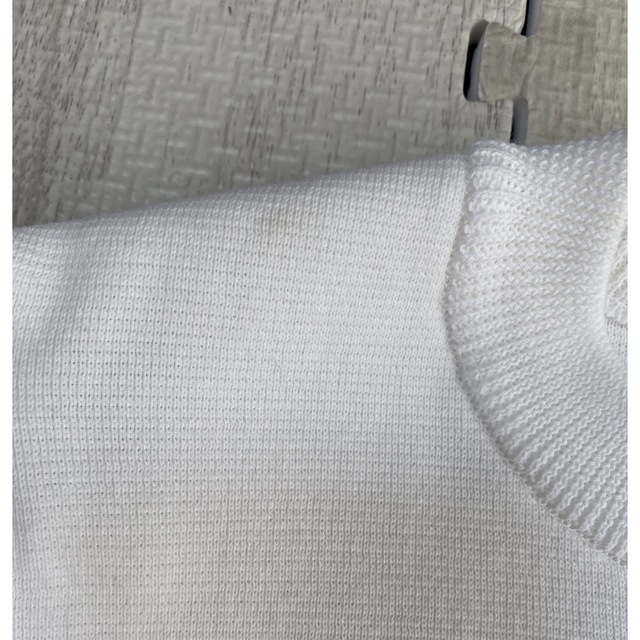 【おめぐ様】yori コットンパフスリーブニット　ホワイト レディースのトップス(カットソー(半袖/袖なし))の商品写真