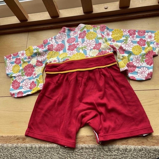 袴風ロンパース　女の子 キッズ/ベビー/マタニティのベビー服(~85cm)(和服/着物)の商品写真