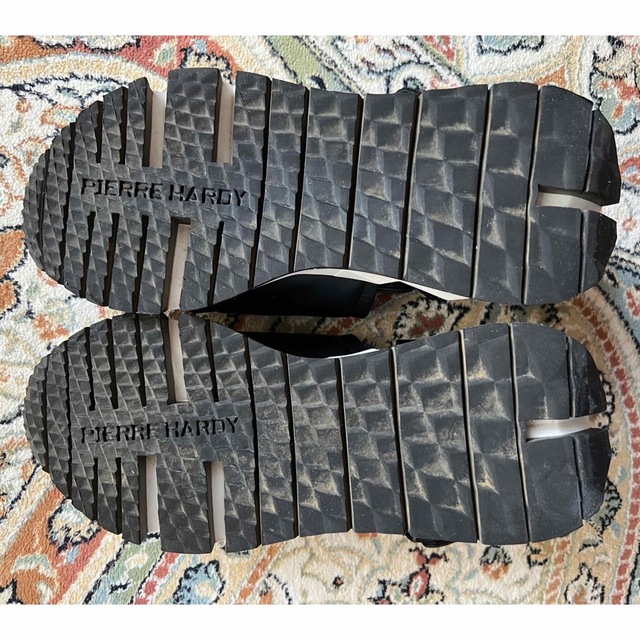 PIERRE HARDY(ピエールアルディ)のPIERRE HARDY ピエールアルディ トレックコメット サンダル 37 レディースの靴/シューズ(サンダル)の商品写真