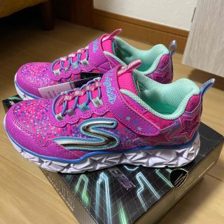 スケッチャーズ(SKECHERS)のSKECHERS 新品⭐︎スケッチャーズ20cm(スニーカー)