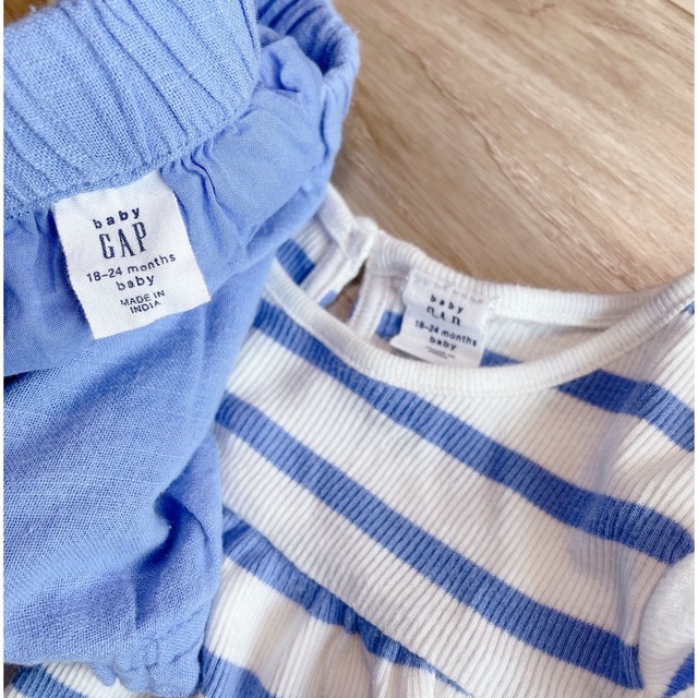 GAP(ギャップ)の【まとめ売り】女の子　GAP 80cm ※4月末まで掲載 キッズ/ベビー/マタニティのベビー服(~85cm)(シャツ/カットソー)の商品写真