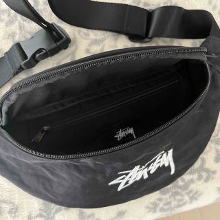 STUSSY 海外チャプト限定 ボディバッグ／ショルダーバッグ／ウエストバッグ