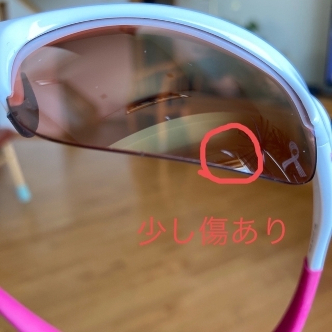 Oakley(オークリー)のオークリー　レディース　サングラス　ピンクリボンコラボ スポーツ/アウトドアのスポーツ/アウトドア その他(その他)の商品写真