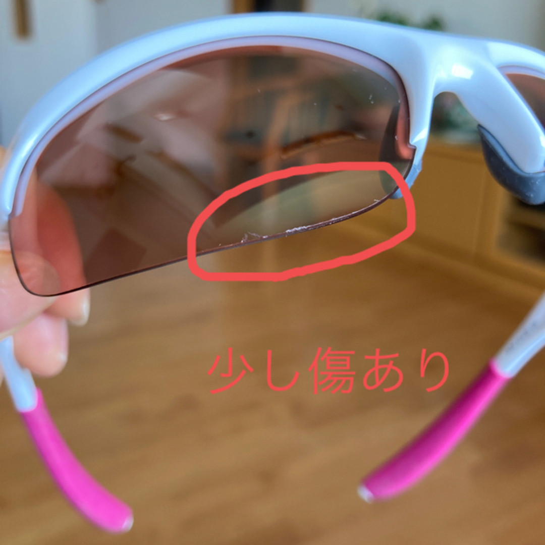 Oakley(オークリー)のオークリー　レディース　サングラス　ピンクリボンコラボ スポーツ/アウトドアのスポーツ/アウトドア その他(その他)の商品写真