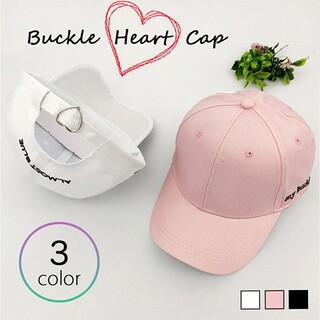 キャップ 帽子 シンプル ぼうし ホワイト ピンク バックルハート ロゴ入り(キャップ)