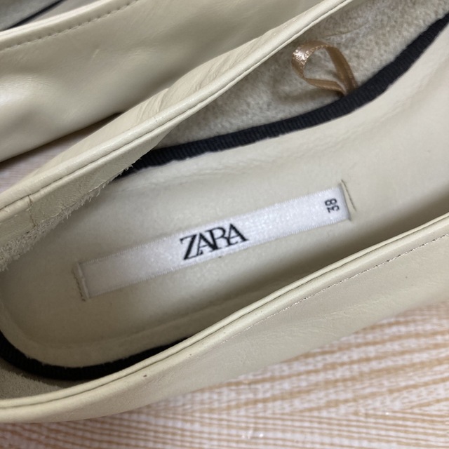 ZARA(ザラ)の《ZARA》バレエシューズ　38  パンプス レディースの靴/シューズ(バレエシューズ)の商品写真