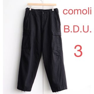 コモリ(COMOLI)の3 comoli b.d.u.ブラックデニムカーゴパンツ コモリ (ワークパンツ/カーゴパンツ)