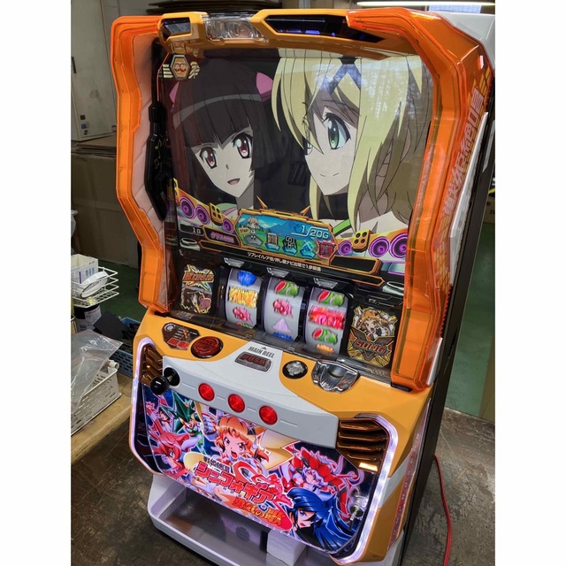 テーブルゲーム/ホビー実機 税込 三共 Ｓ戦姫絶唱シンフォギア 勇気の歌ＮＡＴ Ｇ◆コイン不要機付◆