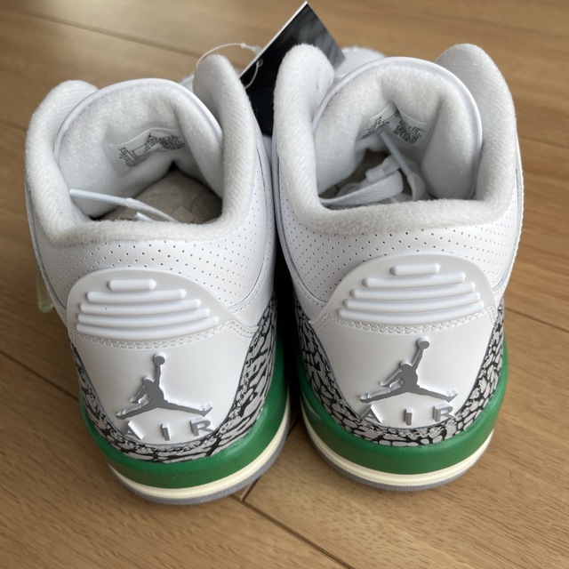 JORDAN BRAND WMNS AIR JORDAN 3 RETRO 2