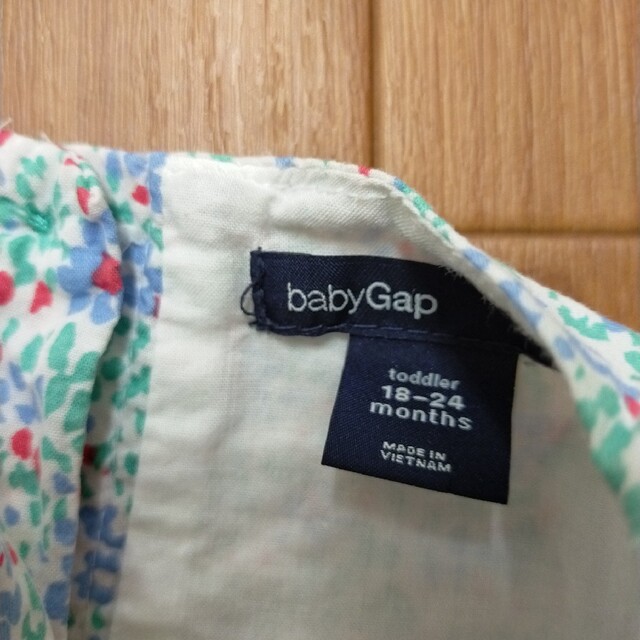 babyGAP(ベビーギャップ)のbabyGap　ワンピース　18-24m キッズ/ベビー/マタニティのキッズ服女の子用(90cm~)(ワンピース)の商品写真