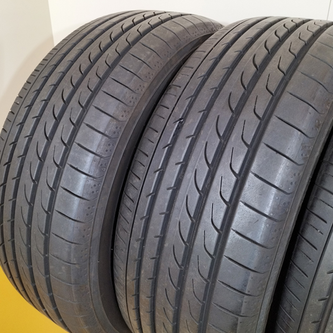 送料無料 2021年製 YOKOHAMA ヨコハマ 215/55R17 94V BluEarth RV-02 夏タイヤ サマータイヤ 4本セット [ A3289 ] 【タイヤ】 4