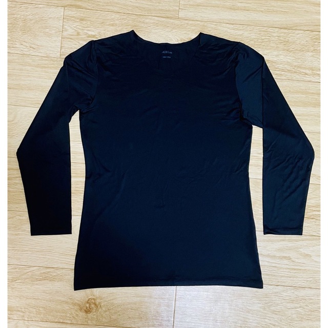 UNIQLO(ユニクロ)の2枚UVカット クルーネック ロングスリーブ T エアリズム ブラックXXL レディースのトップス(Tシャツ(長袖/七分))の商品写真
