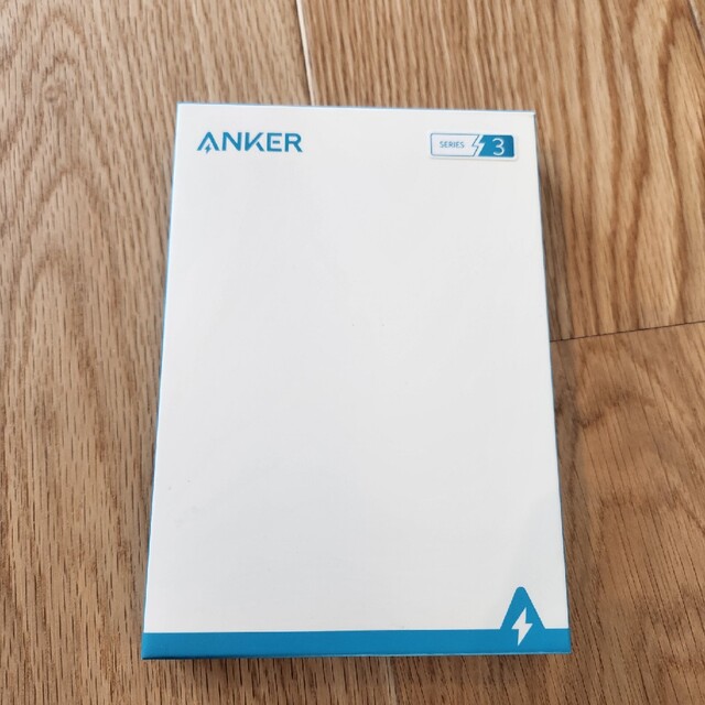 Anker(アンカー)のAnker PowerCore Essential 20000 スマホ/家電/カメラのスマホアクセサリー(その他)の商品写真