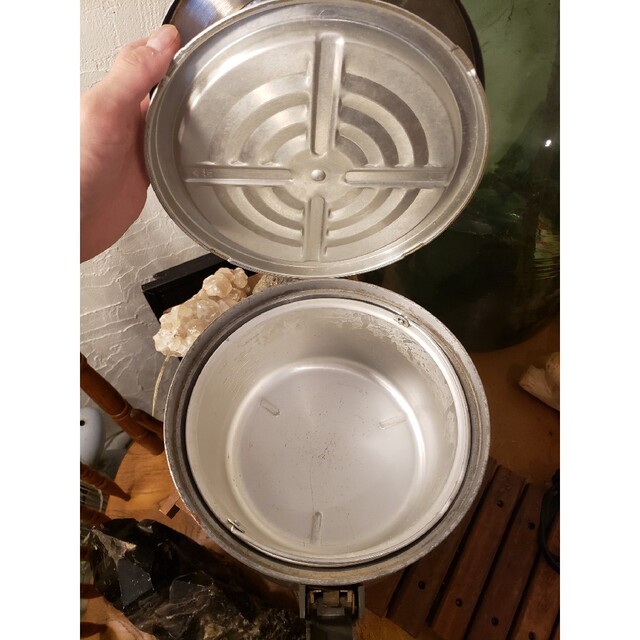TOSHIBA 東芝 炊飯器 東芝電気炊飯器 家電 レトロ 昭和レトロの TOSHIBA 東芝 炊飯器 東芝電気炊飯器 家電 レトロ 昭和レトロの