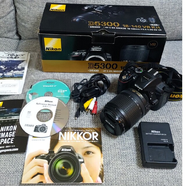 Nikon デジタル一眼レフカメラ D5300 18-140VR レンズキット