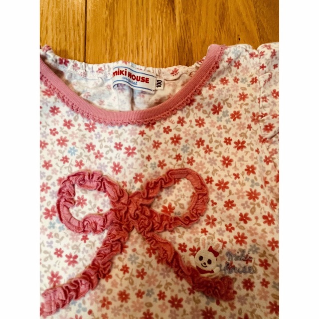 mikihouse(ミキハウス)のミキハウスTシャツ2枚セット キッズ/ベビー/マタニティのキッズ服女の子用(90cm~)(Tシャツ/カットソー)の商品写真