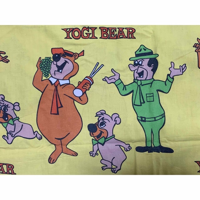 激レア YOGI BEAR ヨギベア 生地 ハンナバーベラ ビンテージシーツ の