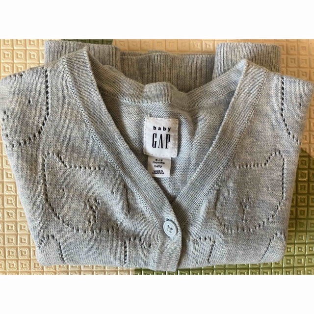 GAP(ギャップ)のGAP カーディガン キッズ/ベビー/マタニティのベビー服(~85cm)(カーディガン/ボレロ)の商品写真