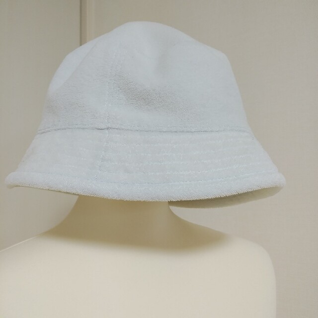ellesse(エレッセ)のellesse　リバーシブル　帽子 レディースの帽子(ハット)の商品写真