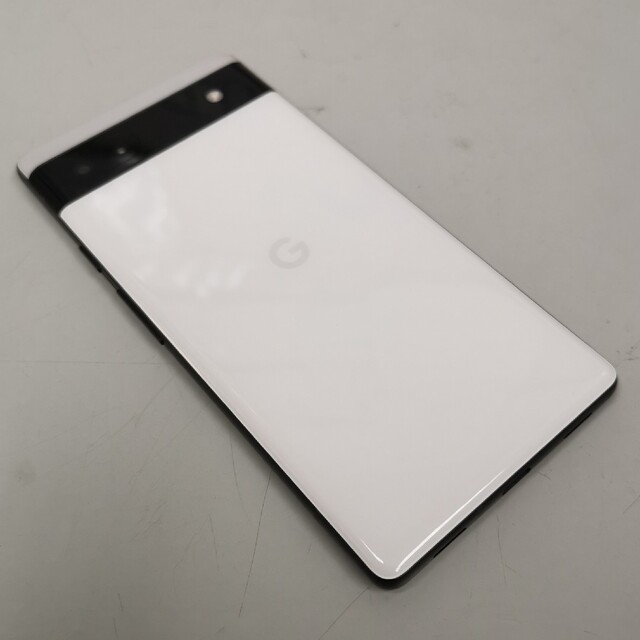 Google Pixel(グーグルピクセル)のGoogle Pixel 6a Chalk 128 GB au SIMフリー スマホ/家電/カメラのスマートフォン/携帯電話(スマートフォン本体)の商品写真