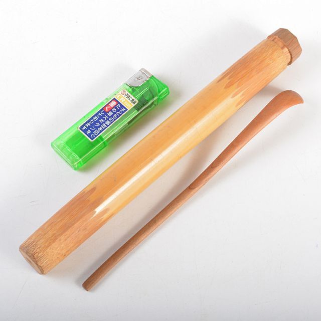 茶道具 裏千家十四代淡々斎 自作茶杓 書付 共筒共箱 D R5708の 茶道具 裏千家十四代淡々斎 自作茶杓 書付 共筒共箱 D R5708の