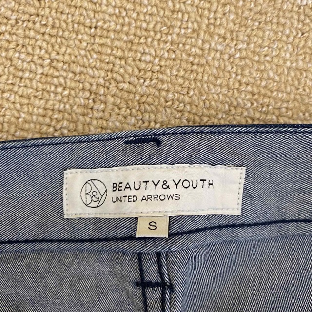 BEAUTY&YOUTH UNITED ARROWS(ビューティアンドユースユナイテッドアローズ)のメタルボタンミドル丈スカート　ビューティーアンドユース レディースのスカート(ロングスカート)の商品写真