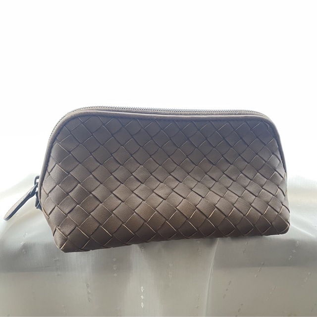 ボッテガ・ヴェネタ BOTTEGA VENETA ピラミッドポーチ レッド SV金具 レザー ユニセックス ポーチ