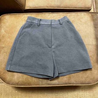 エモダ(EMODA)のEMODA ショートパンツ　ショーパン　グレーパンツ　ボトムス　チャックホック(ショートパンツ)