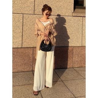 エイミーイストワール(eimy istoire)のeimy istoire ヘムスイッチウォーターマークニットパンツ BEIGE(カジュアルパンツ)