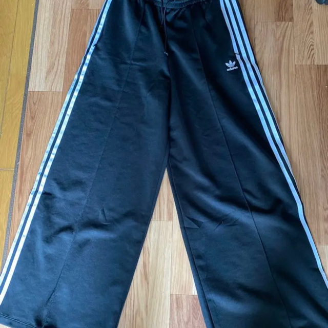 大人気!adidas リラックスワイドレッグパンツ 2XOT | www.jarussi.com.br